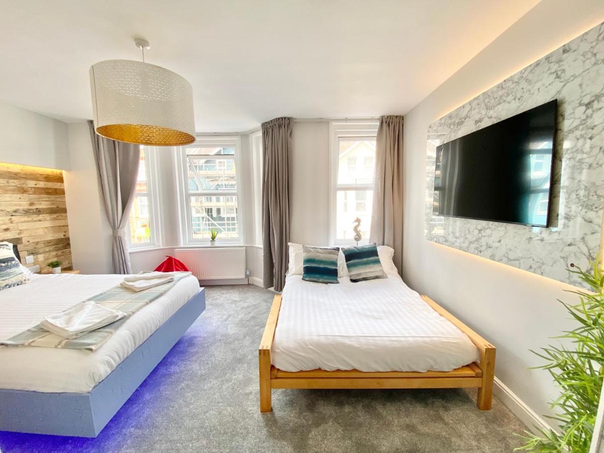 Cloud9 Guest House - By Coastline Retreats - Newly Renovated, Beautiful Ensuite Rooms Near Seafront In Town Centre, Netflix, Superfast Wifi, Communal Kitchen ボーンマス エクステリア 写真
